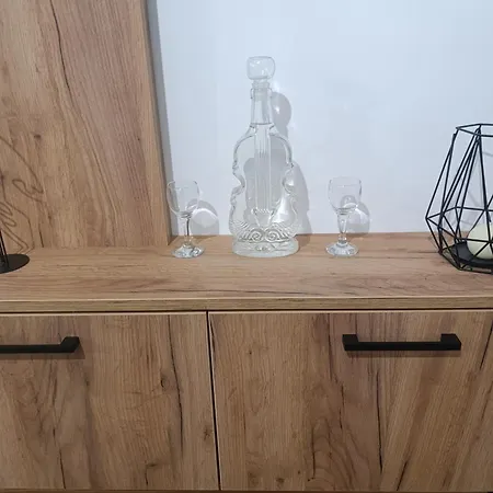 Sunny Stan Na Dan Apartment *