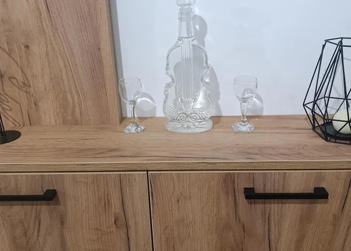 Sunny Stan Na Dan Apartment *